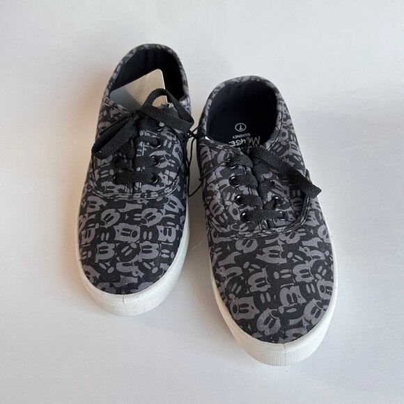 Disney Mickey Mouse Canvas Sneakers, Women's Size 7 NWT - Picture 1 of 6